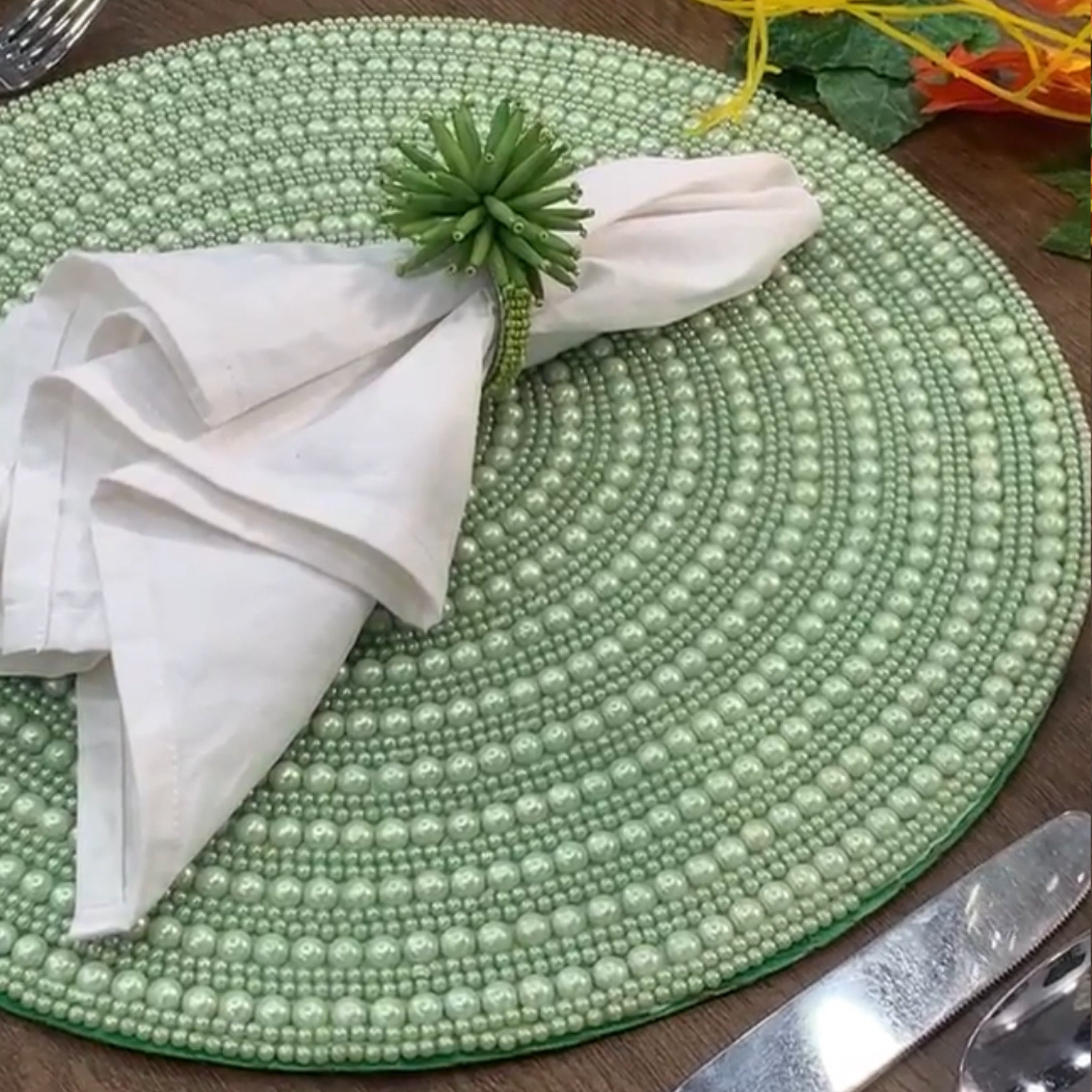 Whirl Bead Embroidered Table Setting for 4 - Light Green