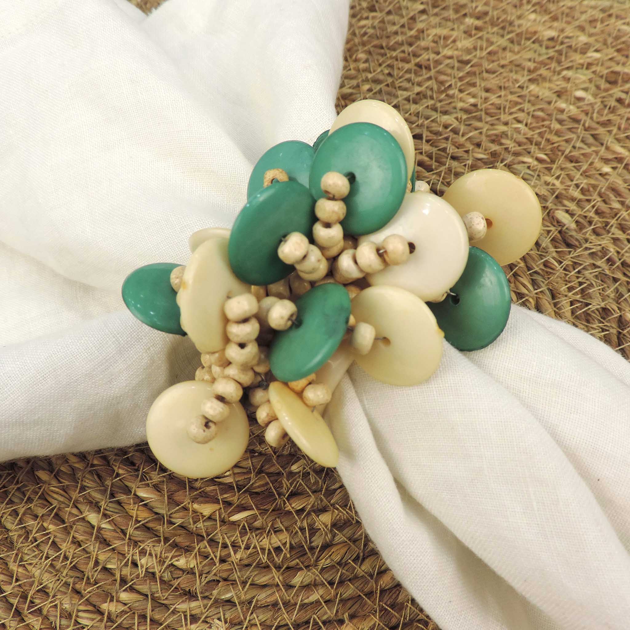 Coin Cluster Napkin Ring in Cream & Green, Set of 4