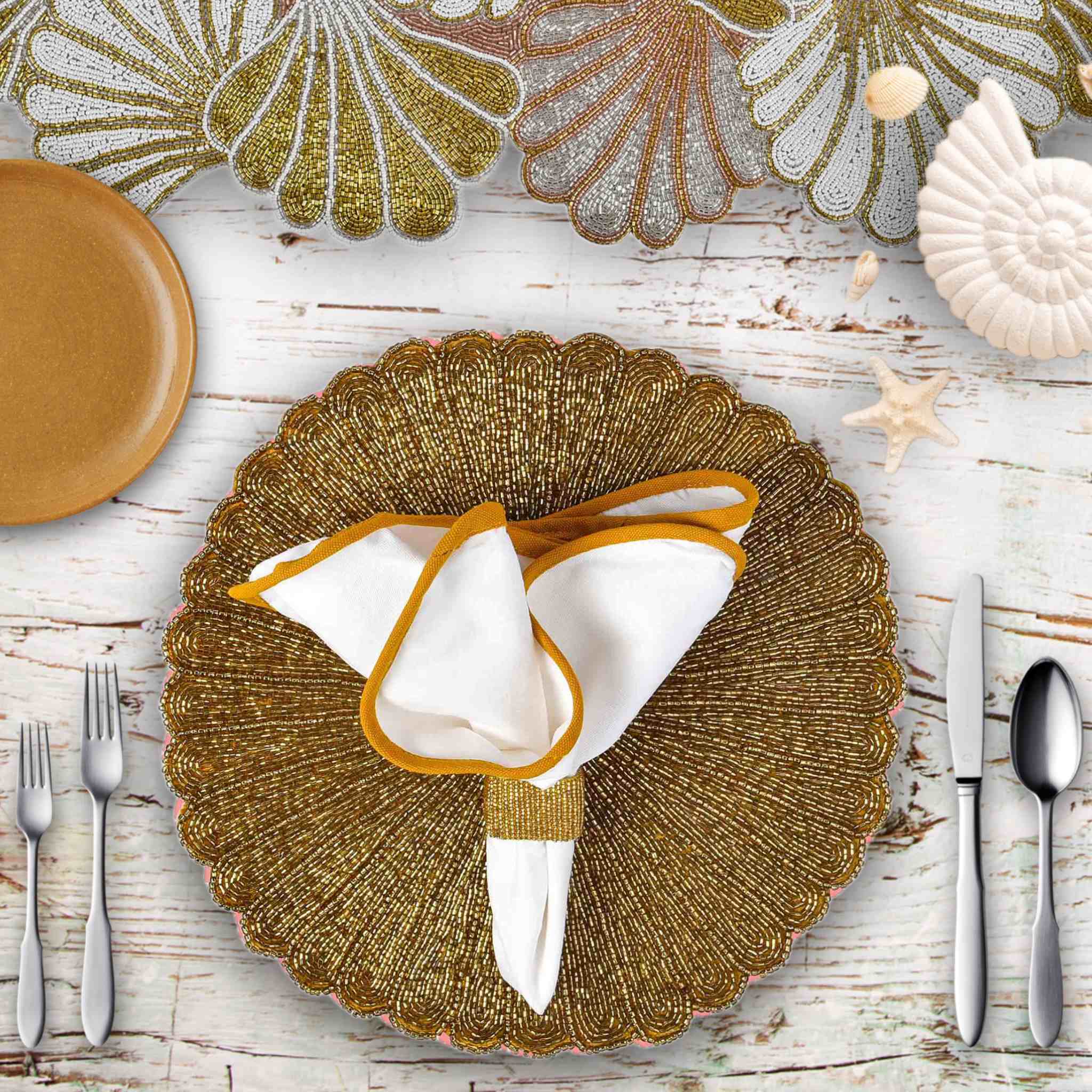 Scalloped Table Setting - Gold