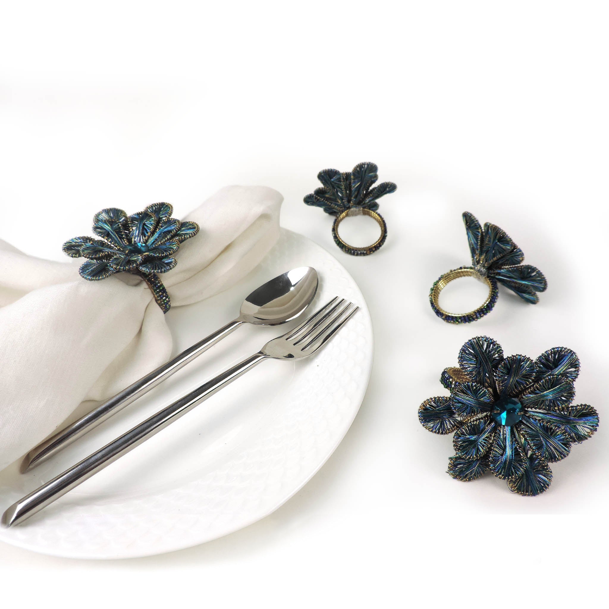 Knockout Napkin Ring<br>Color: Peacock Green<br>Size: 3"x2.5<br>Set of 4