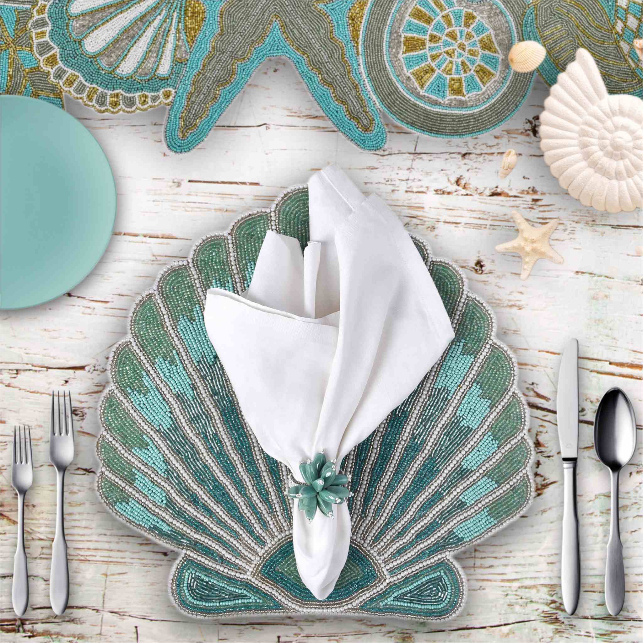Clam-Up Embroidered Placemat in Teal, Set of 2/4
