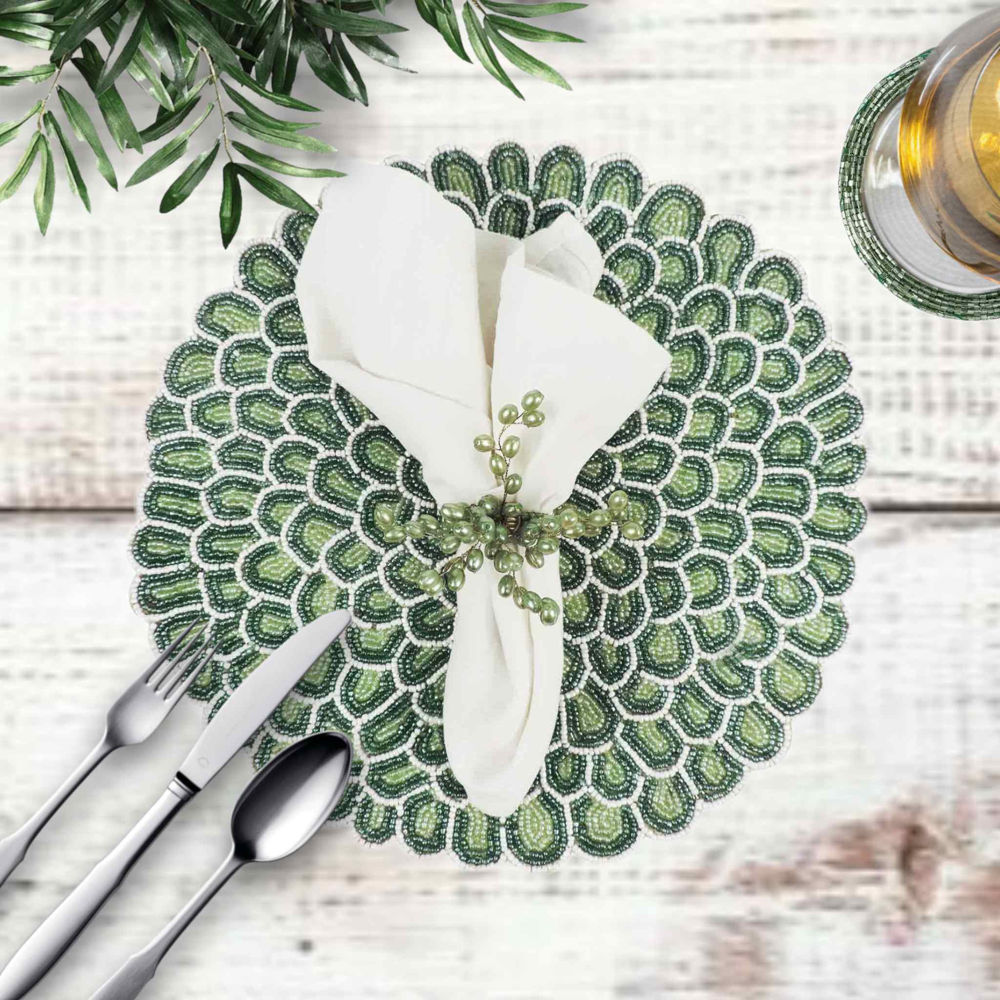 Dahlia Bead Embroidered Placemat in Green, Set of 2/4