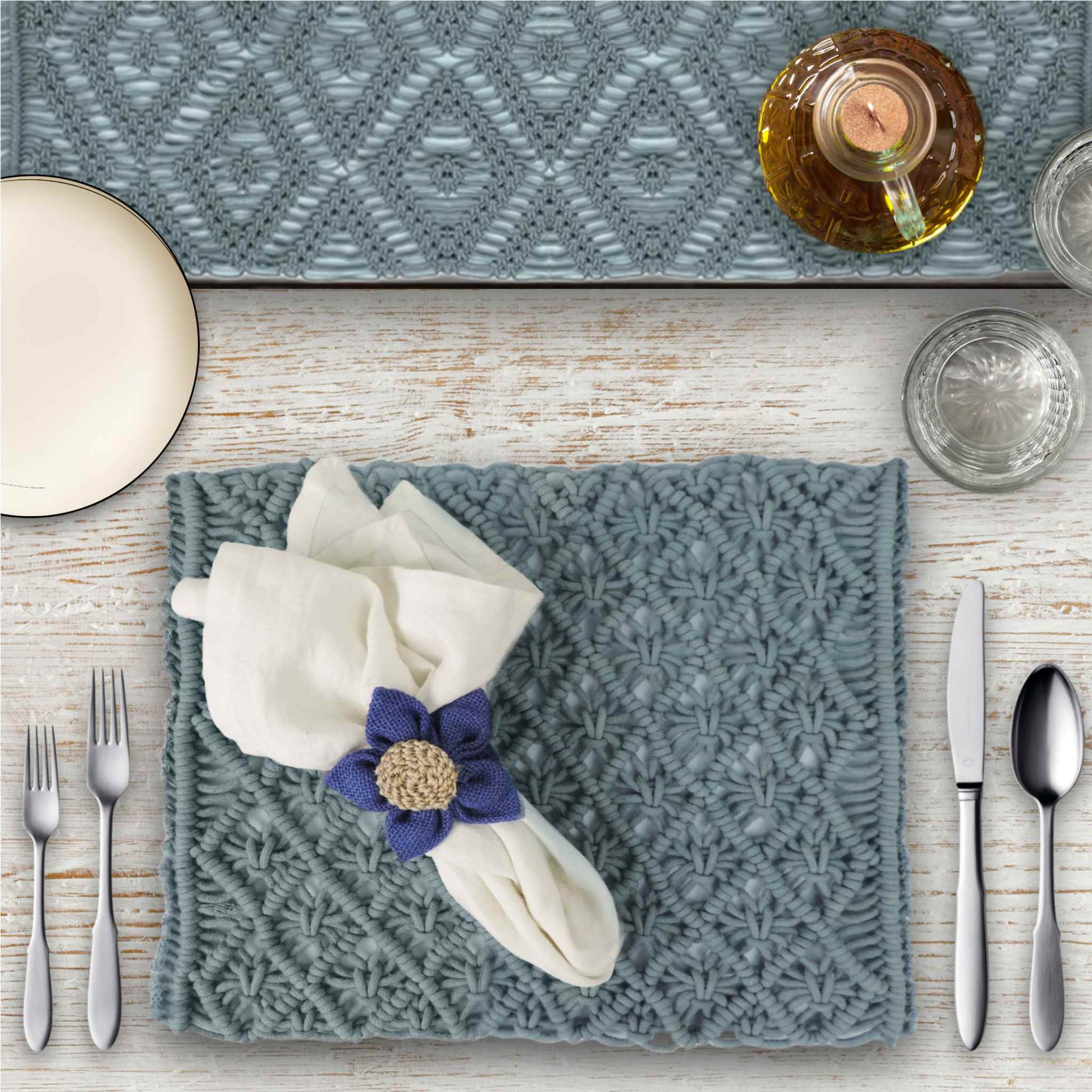Macramé Table Setting for 4 - Placemats, Napkin Rings & Table Runner in Grey